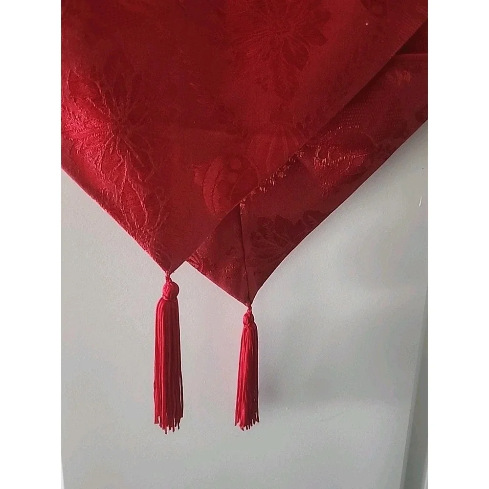 Christmas Red Table Runner 2 Napkins  Flower Ornaments Tassels Vintage
